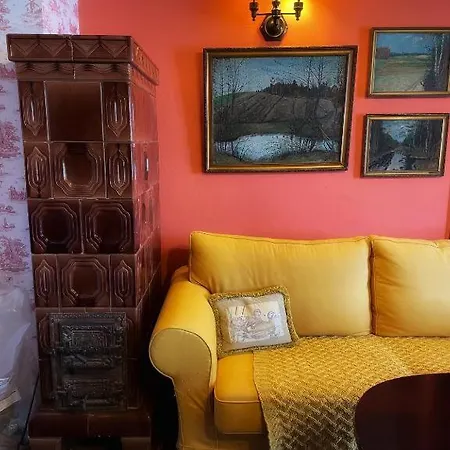 Miodunski Dworek Ryn (Warmian-Masurian)